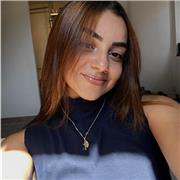 Étudiante a domicile ou dans un lieu donné pour permettre a certains enfants d’obtenir de l’aide dans leur difficulté